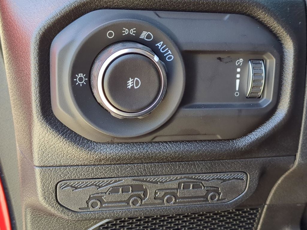 2026 Jeep Wrangler Sport S 4X4 3–Piece Hard Top