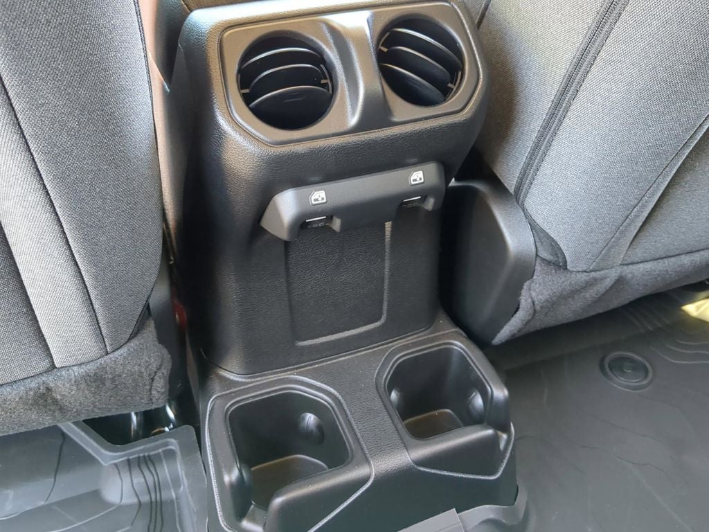 2026 Jeep Wrangler Sport S 4X4 3–Piece Hard Top