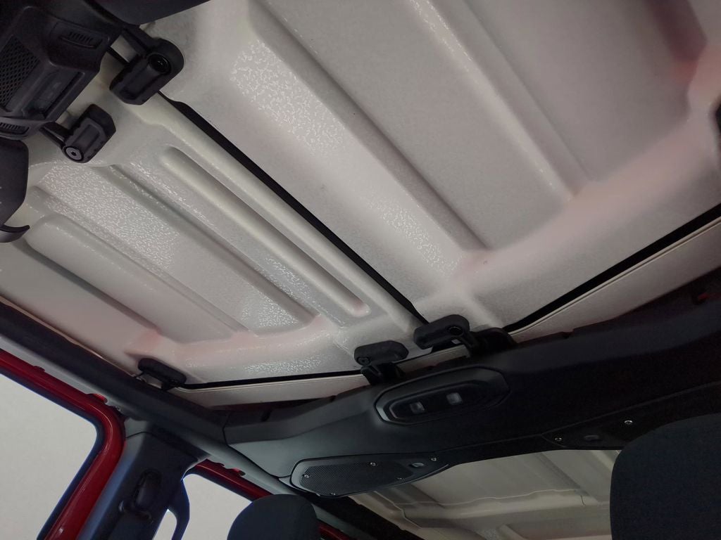 2026 Jeep Wrangler Sport S 4X4 3–Piece Hard Top