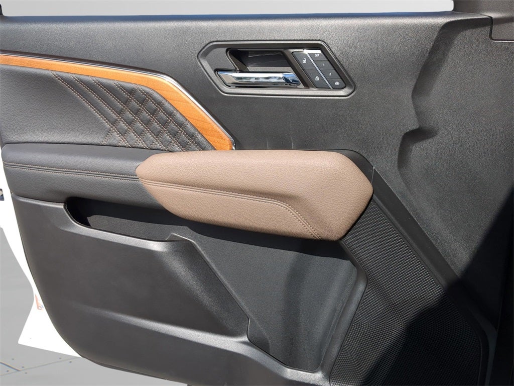 2024 GMC Canyon Denali 4WD