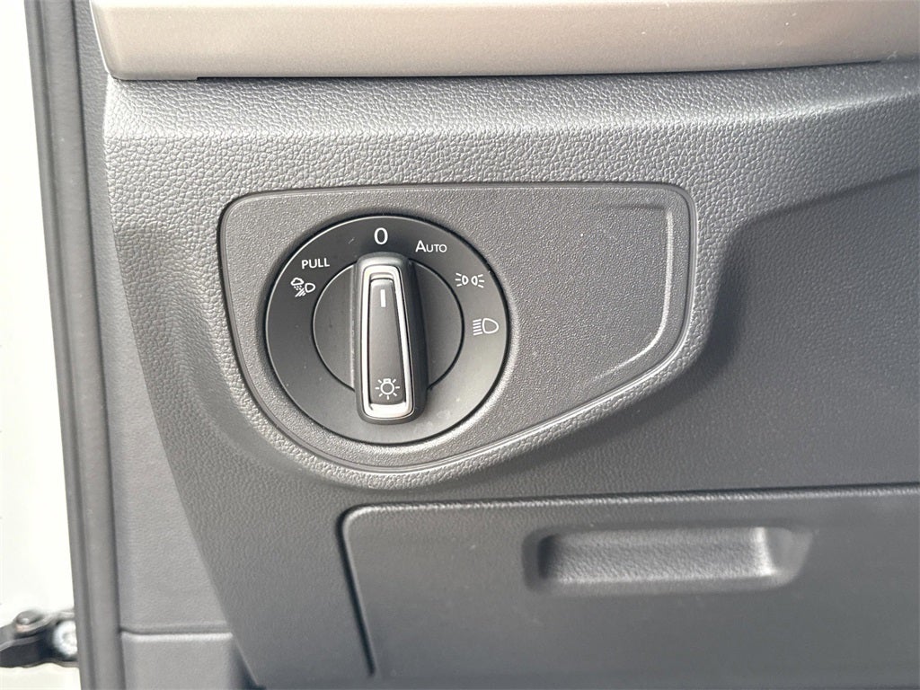 2020 Volkswagen Atlas Cross Sport 3.6L V6 SE w/Technology 4Motion