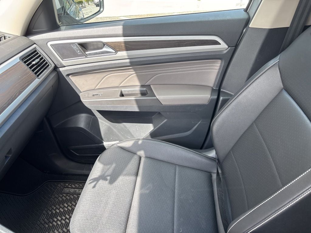 2022 Volkswagen Atlas 2.0T SE