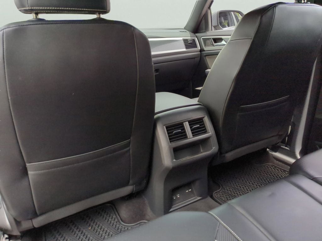 2021 Volkswagen Atlas Cross Sport 3.6L V6 SE w/Technology R-Line AWD