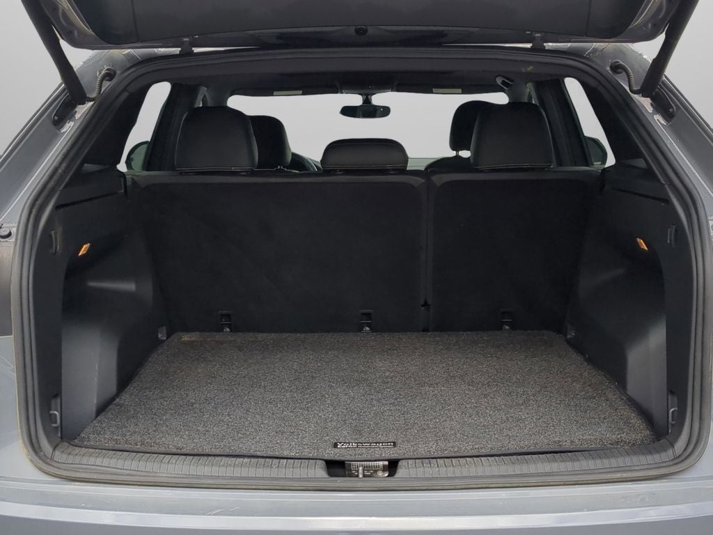 2021 Volkswagen Atlas Cross Sport 3.6L V6 SE w/Technology R-Line AWD