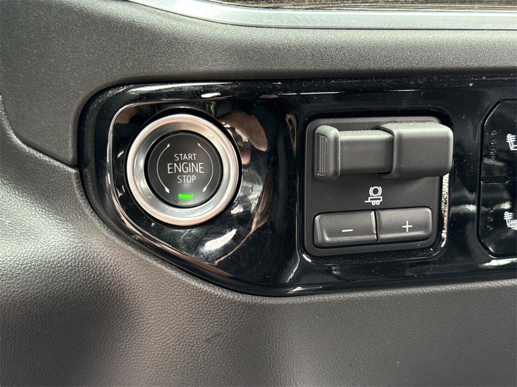 2025 Chevrolet Silverado 1500 LT Trail Boss 4WD