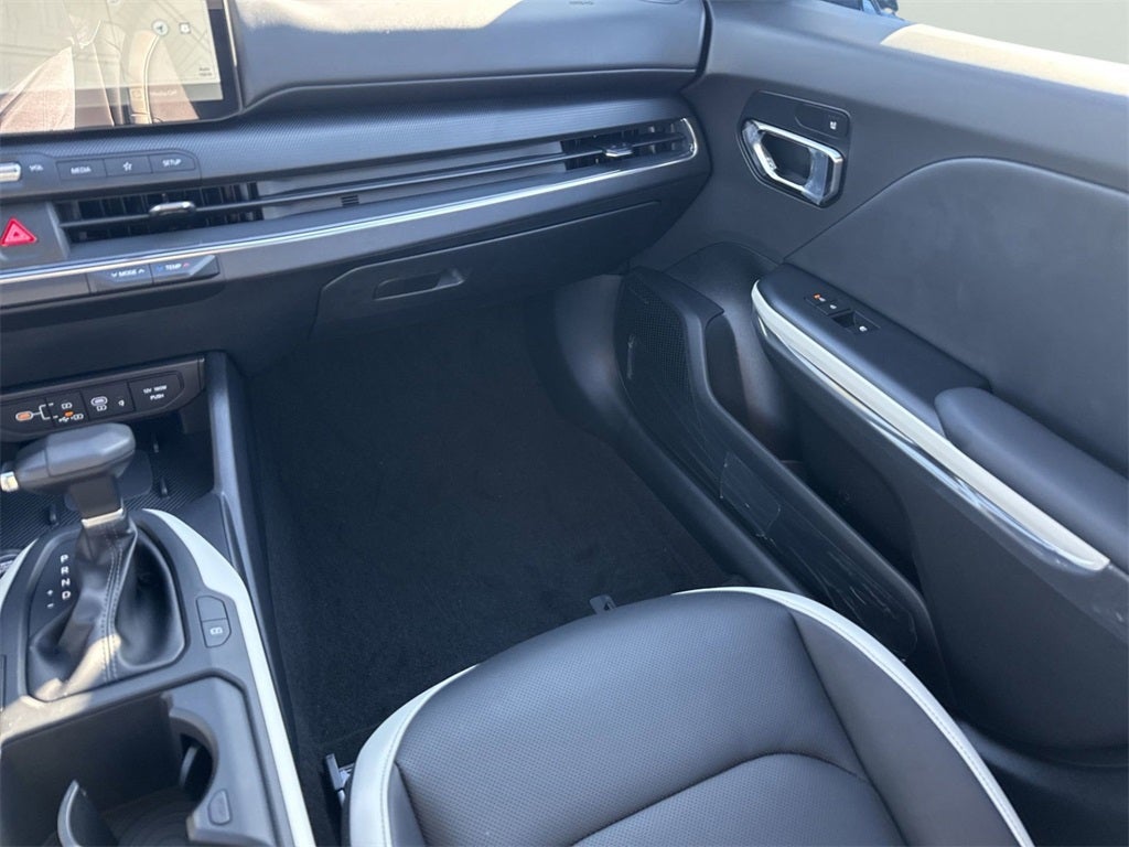 2025 Kia K4 GT-Line Turbo