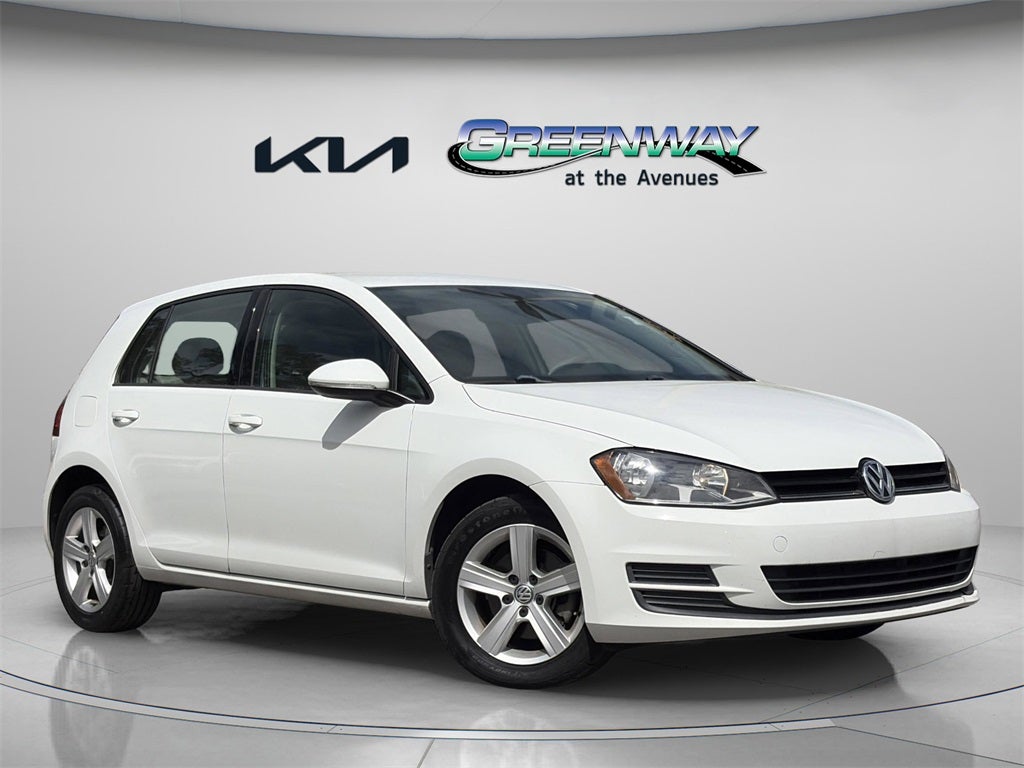2015 Volkswagen Golf TDI S 4-Door