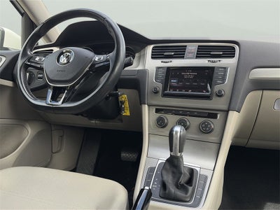 2015 Volkswagen Golf TDI S 4-Door