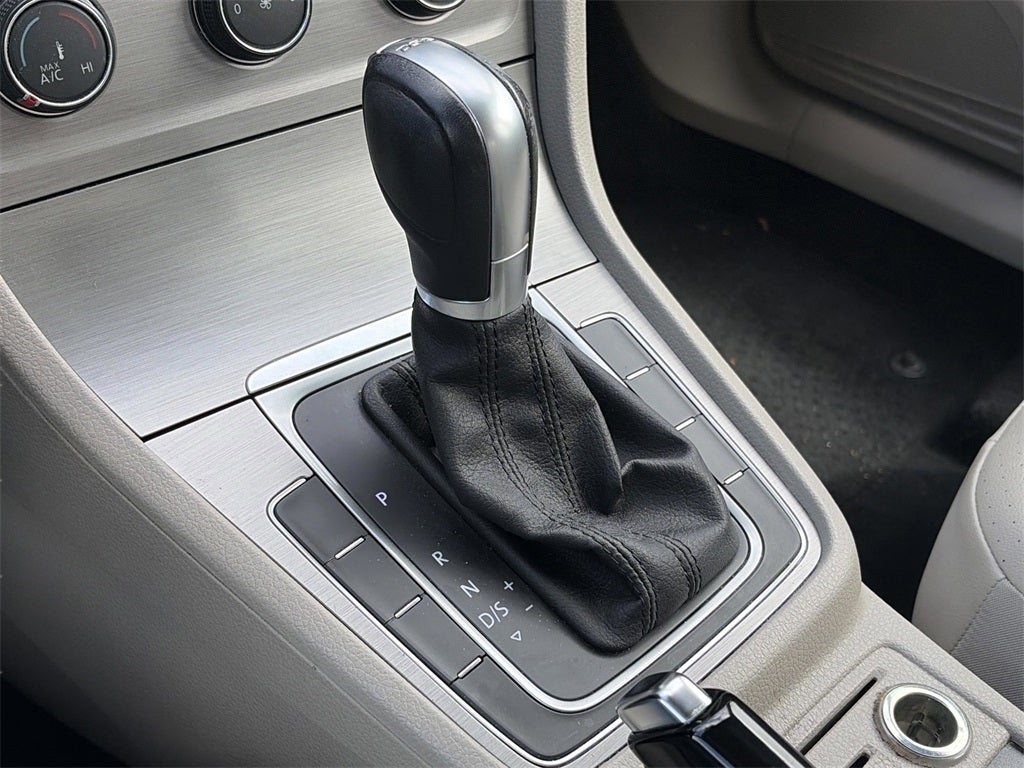 2015 Volkswagen Golf TDI S 4-Door