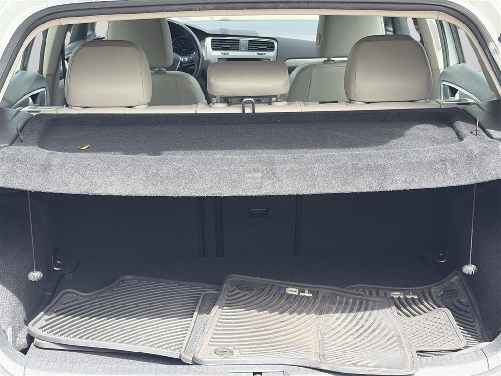 2015 Volkswagen Golf TDI S 4-Door