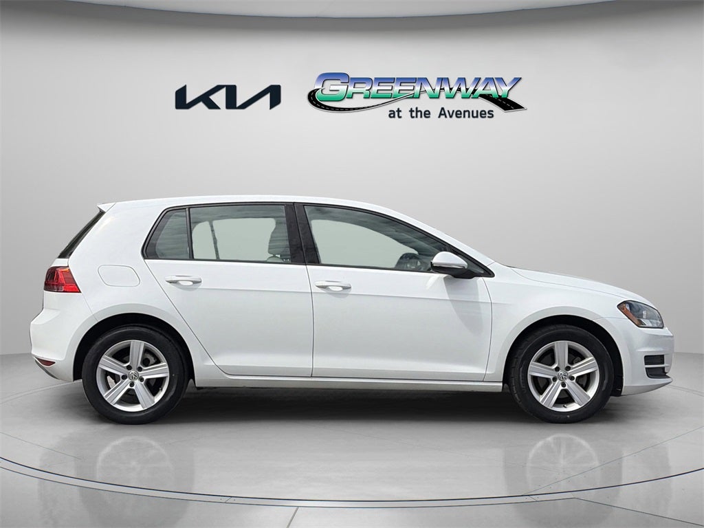 2015 Volkswagen Golf TDI S 4-Door
