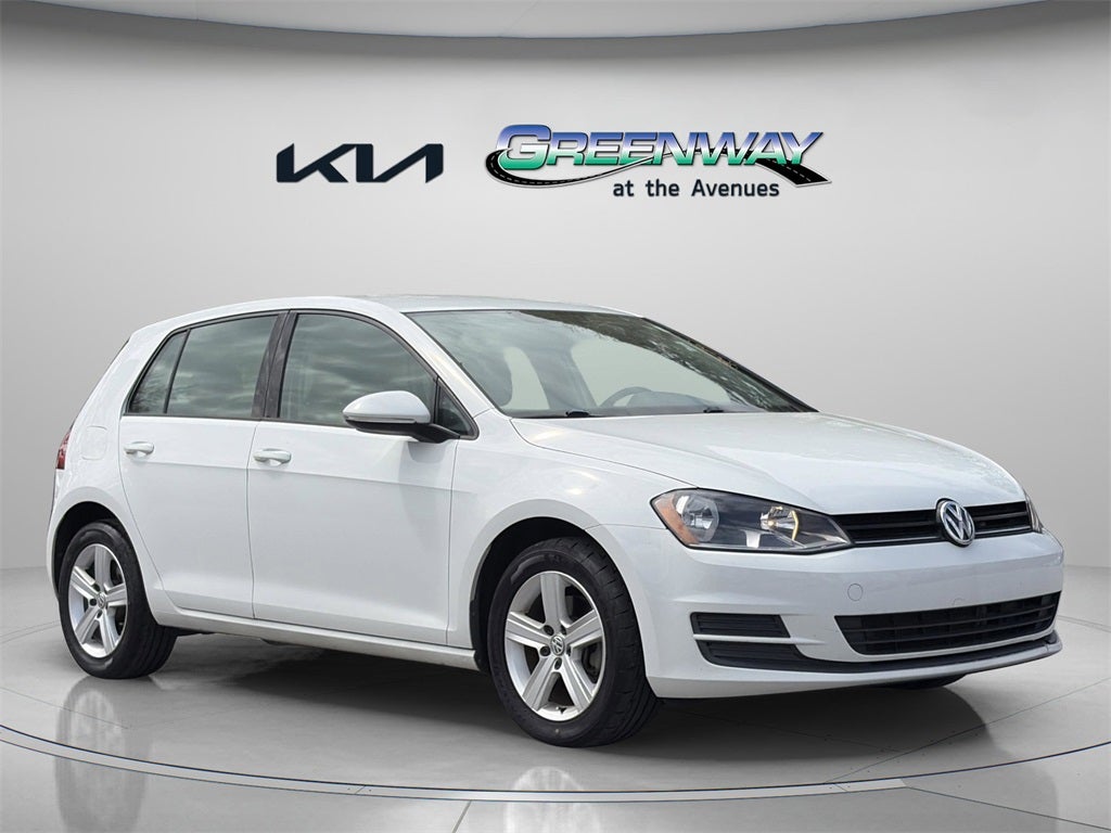 2015 Volkswagen Golf TDI S 4-Door