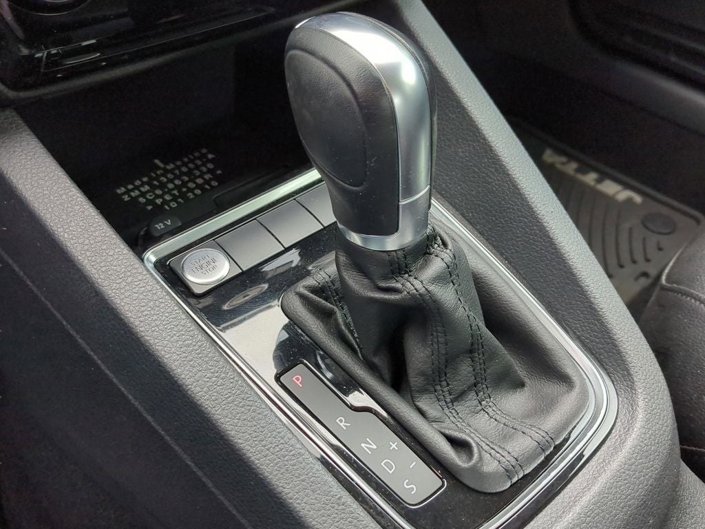 2017 Volkswagen Jetta 1.8T SEL
