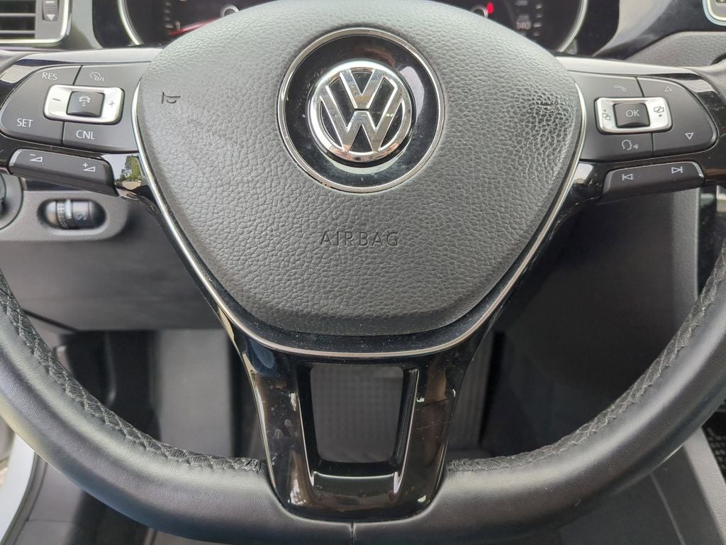 2017 Volkswagen Jetta 1.8T SEL