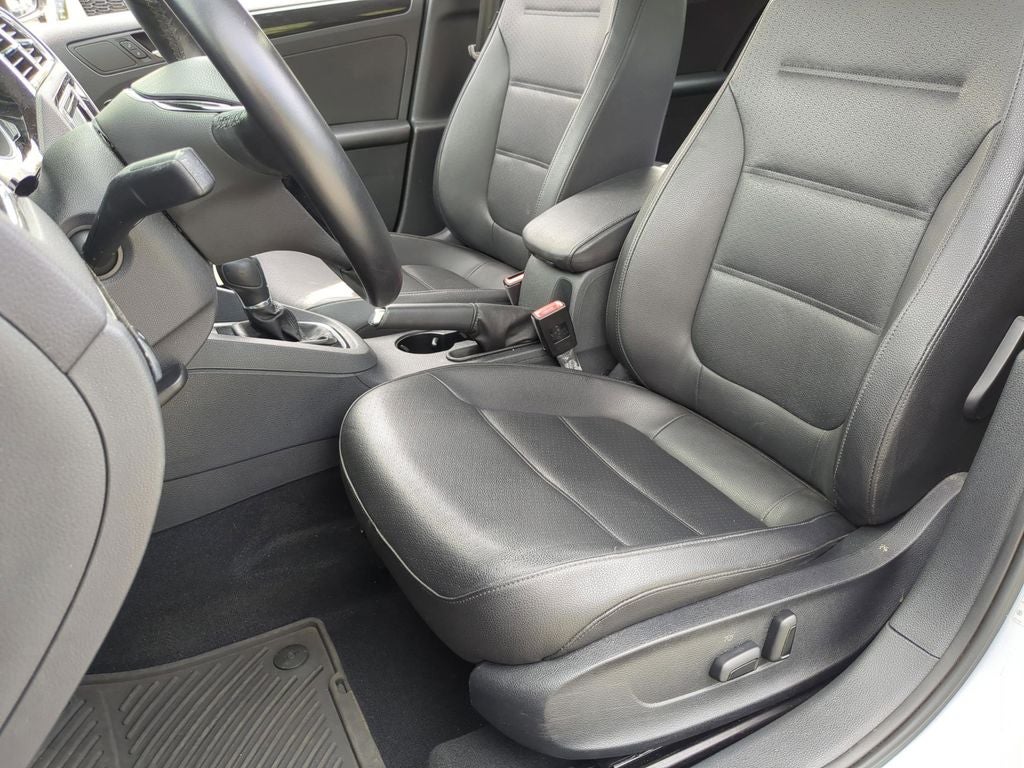 2017 Volkswagen Jetta 1.8T SEL