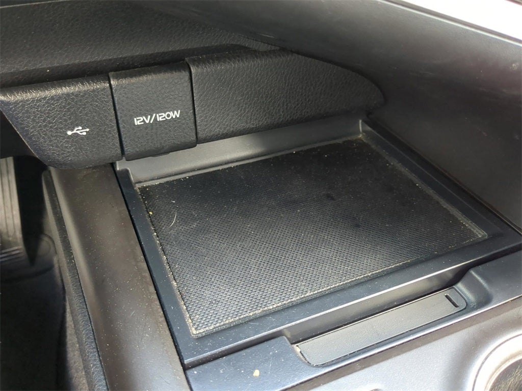 2022 Toyota Camry Hybrid LE