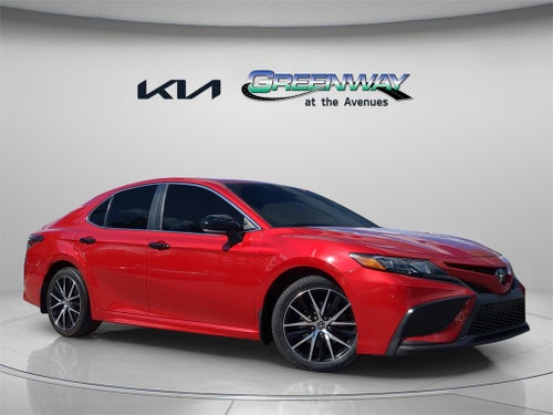 2022 Toyota Camry SE