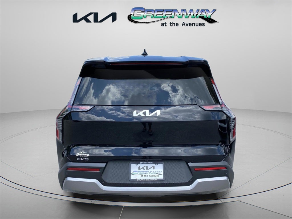 2026 Kia EV9 Light