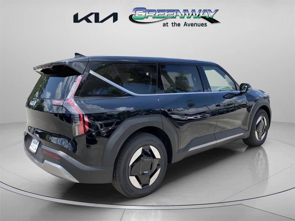 2026 Kia EV9 Light