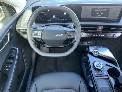 2025 Kia EV6 Light