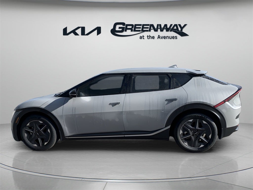 2025 Kia EV6 Light