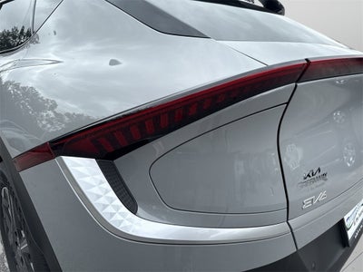 2025 Kia EV6 Light