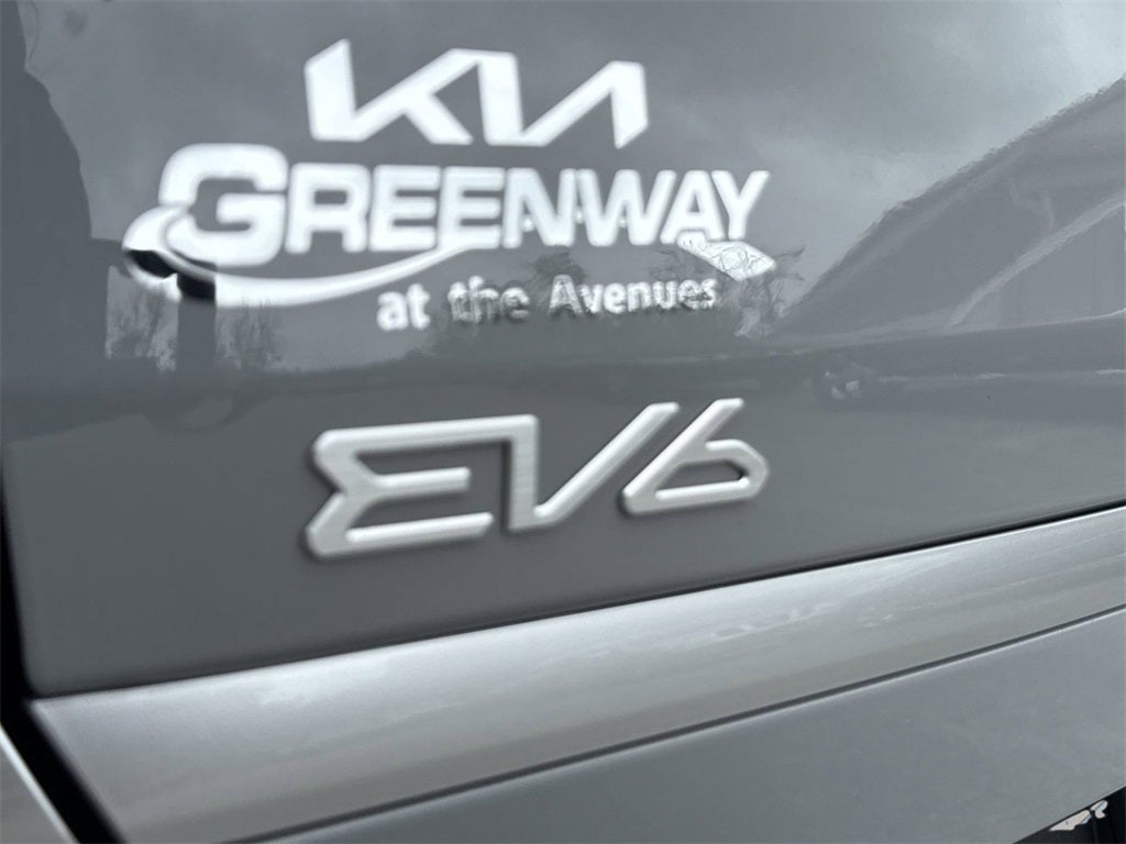 2025 Kia EV6 Light