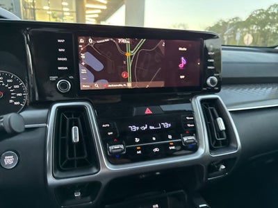 2022 Kia Sorento S Panoramic Sunroof Package