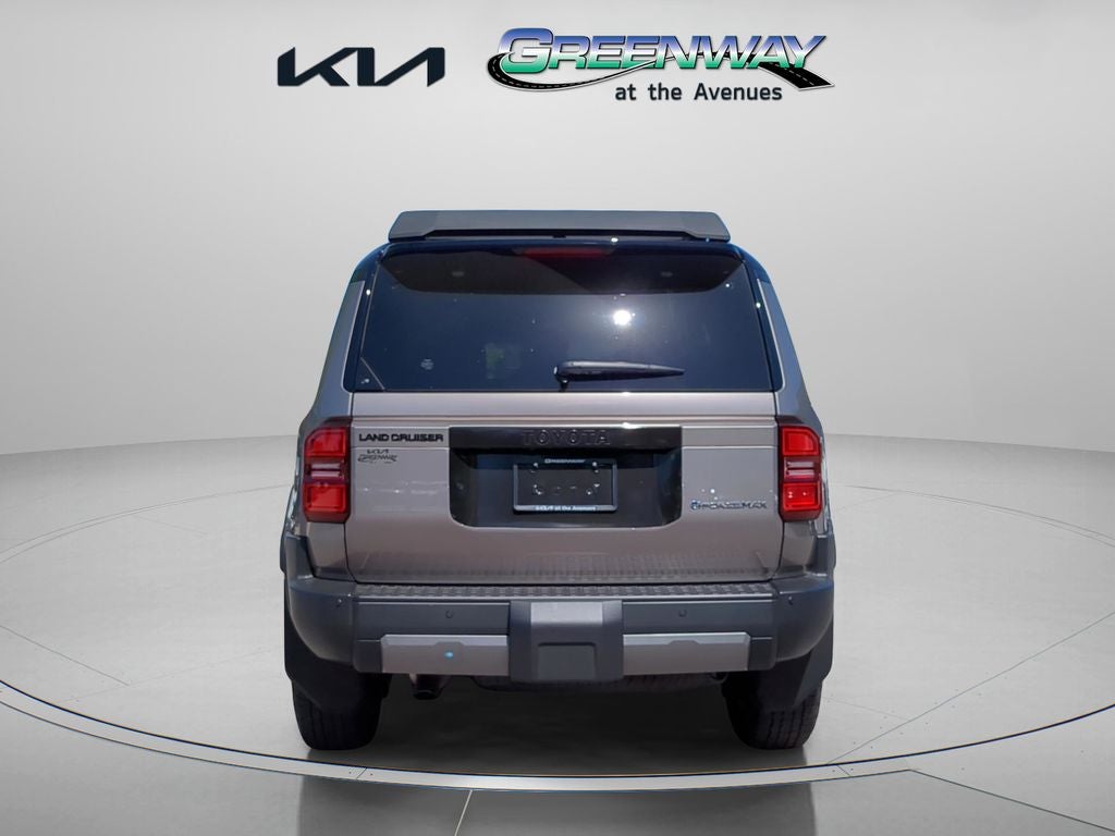 2024 Toyota Land Cruiser Base Moonroof