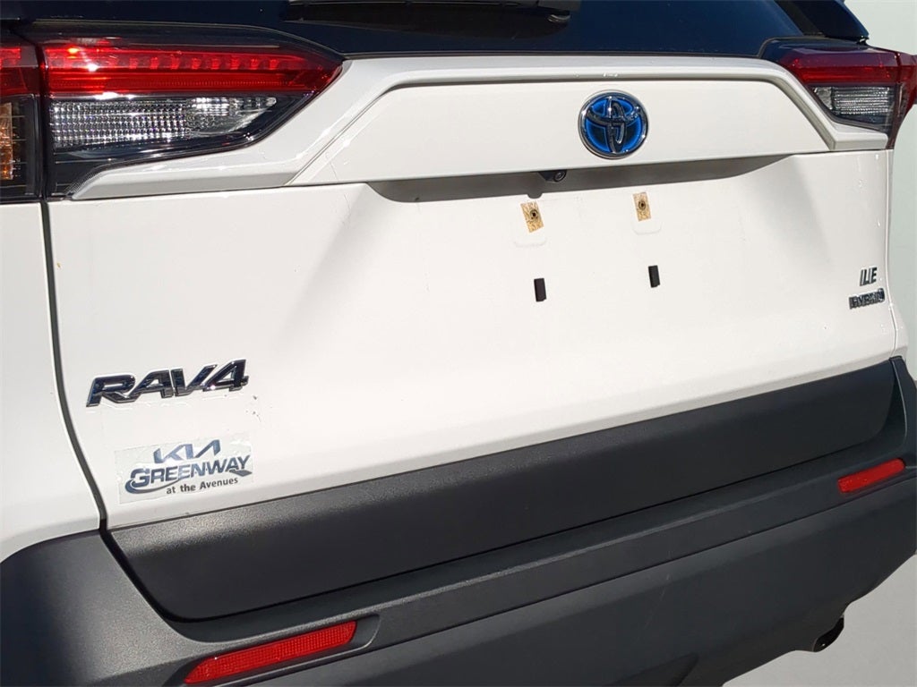 2024 Toyota RAV4 Hybrid LE