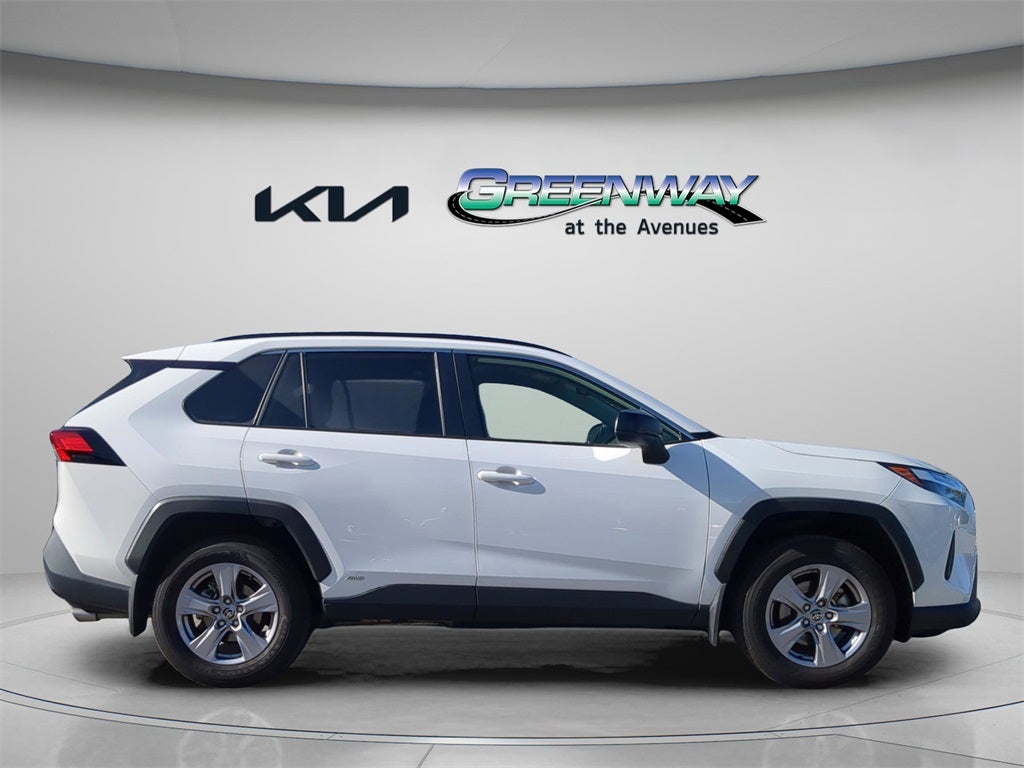 2024 Toyota RAV4 Hybrid LE