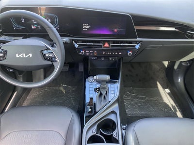 2025 Kia Niro EX