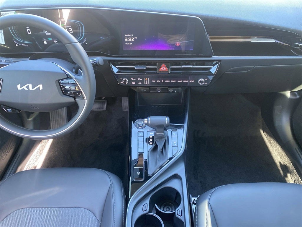 2025 Kia Niro EX