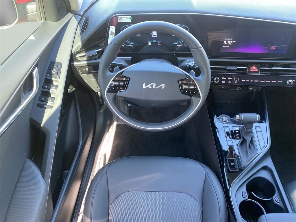 2025 Kia Niro EX