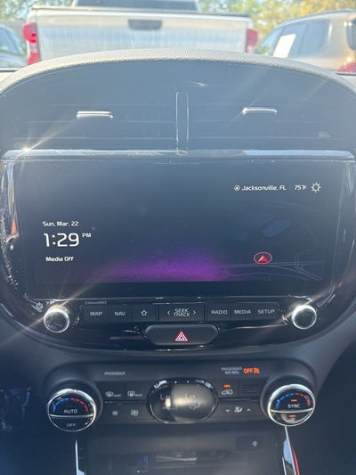 2023 Kia Soul GT-Line 18" Alloy Wheels