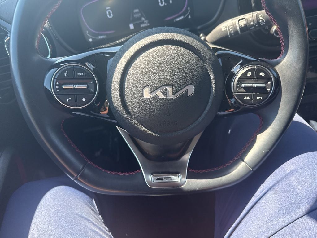 2023 Kia Soul GT-Line 18" Alloy Wheels