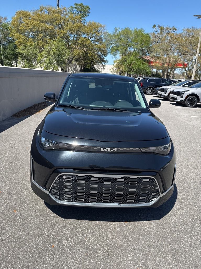 2023 Kia Soul GT-Line 18" Alloy Wheels