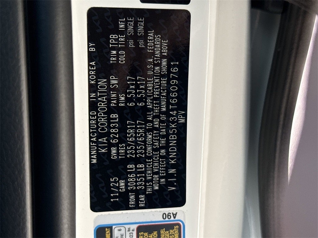 2026 Kia Carnival LXS