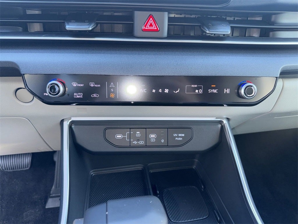 2026 Kia Carnival EX