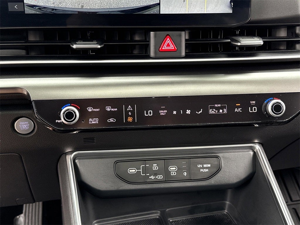 2025 Kia Carnival Hybrid SX Dark Edition Package