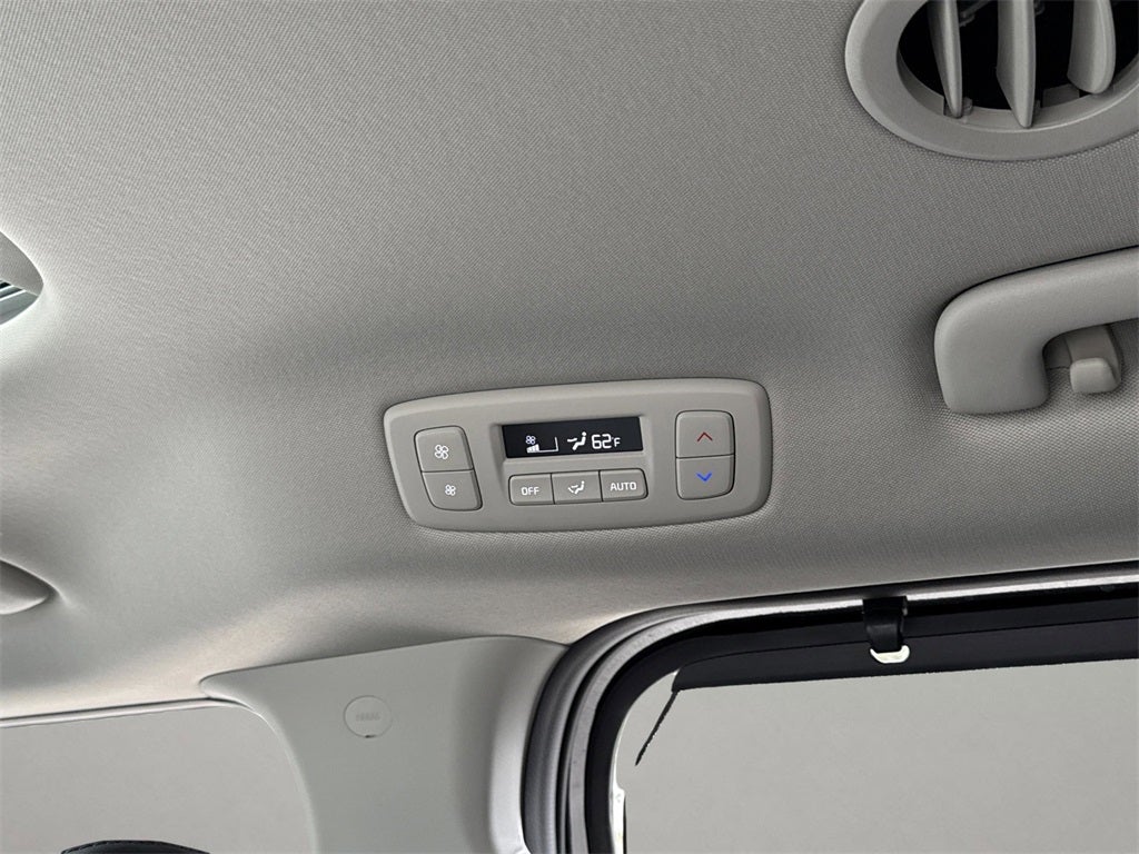 2025 Kia Carnival Hybrid SX Dark Edition Package