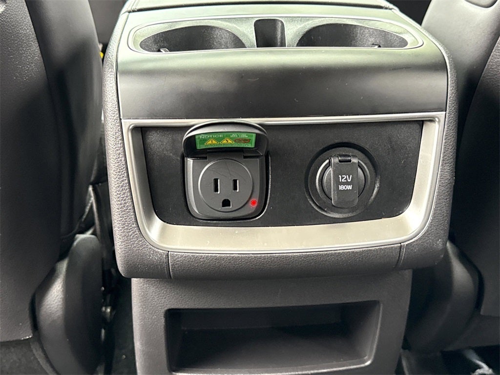 2025 Kia Carnival Hybrid SX Dark Edition Package