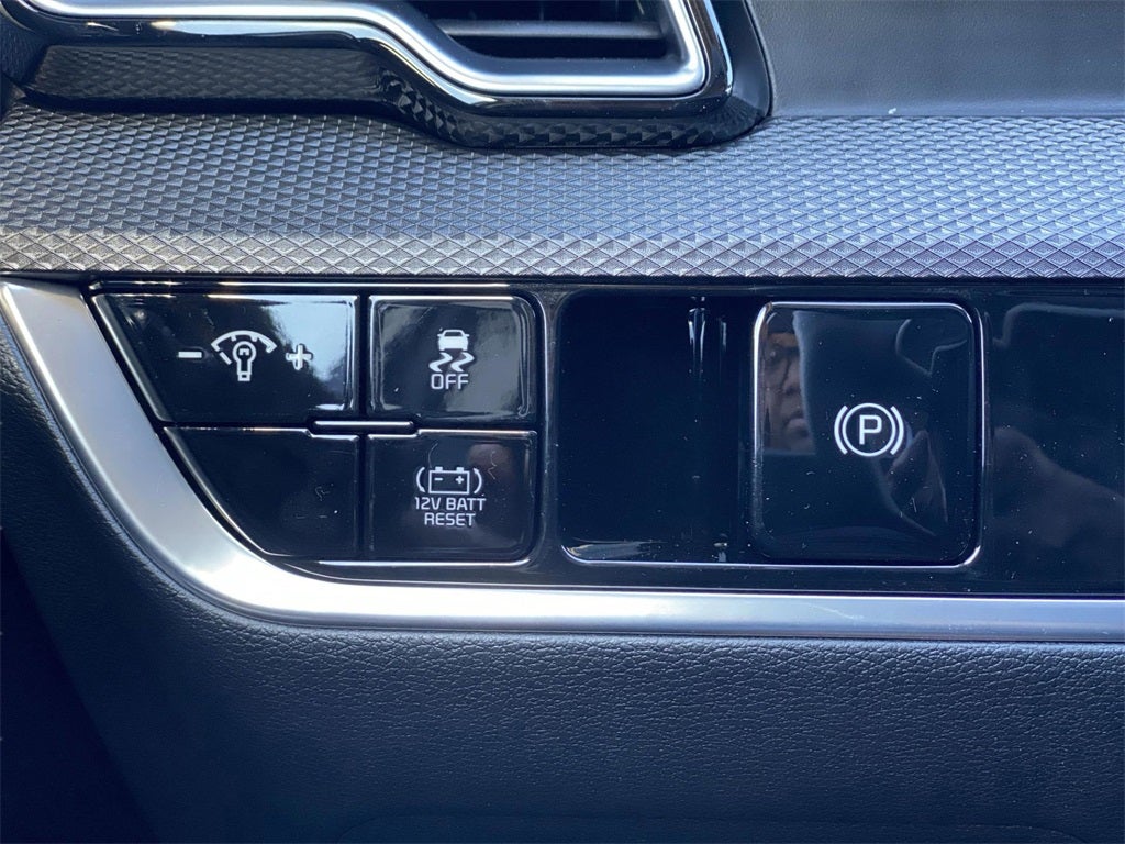 2025 Kia Sportage Hybrid LX