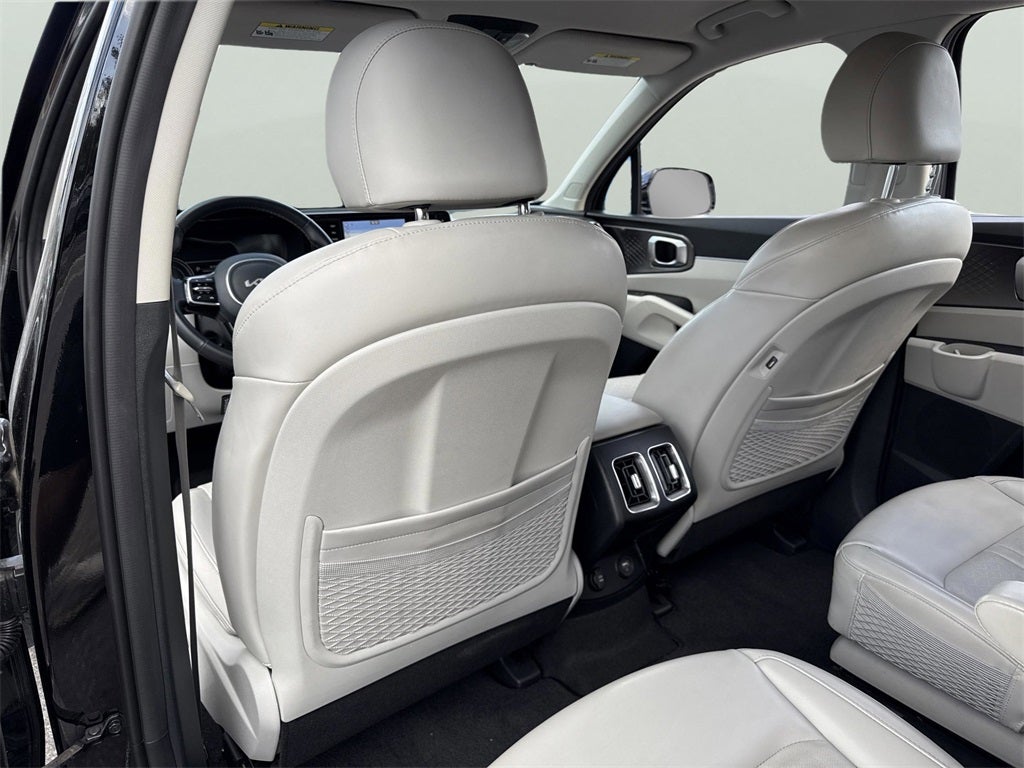 2023 Kia Sorento Hybrid EX FWD