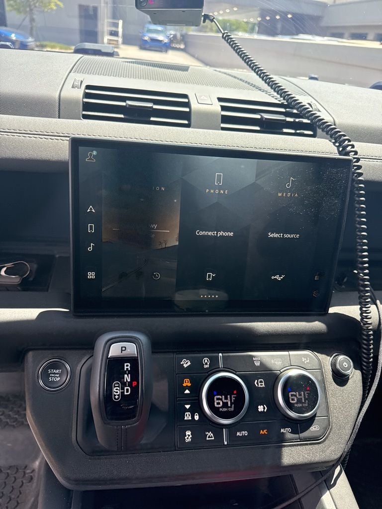 2025 Land Rover Defender 110 S