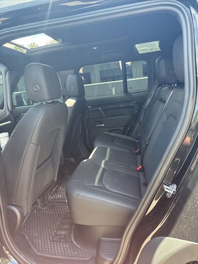 2025 Land Rover Defender 110 S