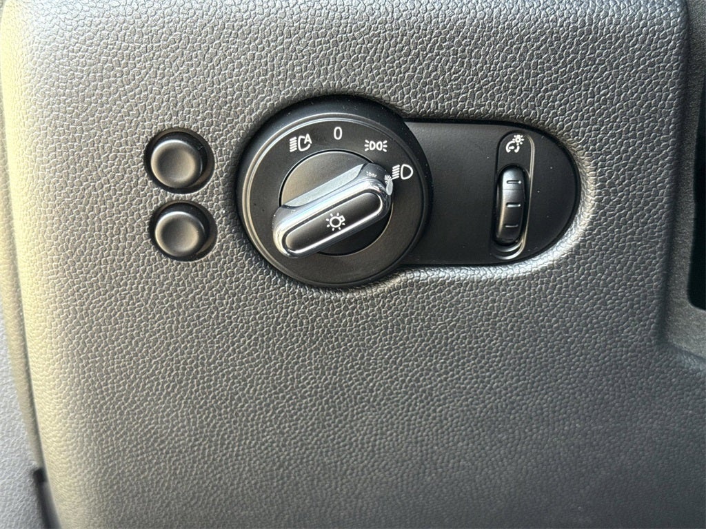 2019 MINI Cooper S Signature MINI Excitement Package