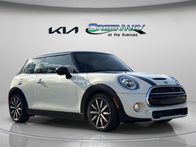 2019 MINI Cooper S Signature MINI Excitement Package