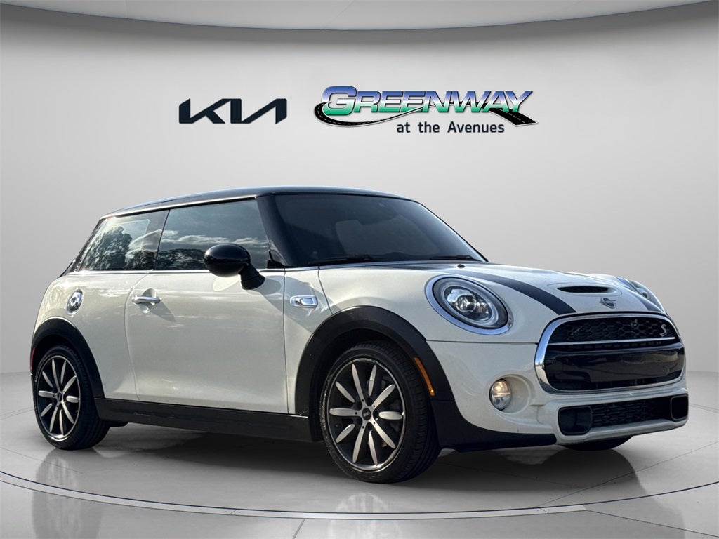 2019 MINI Cooper S Signature MINI Excitement Package