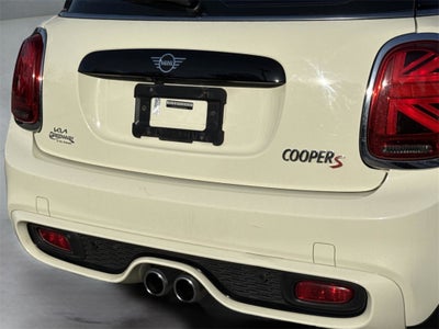 2019 MINI Cooper S Signature MINI Excitement Package